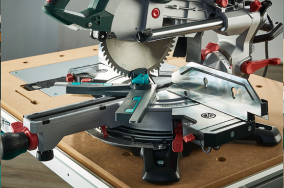 Echer reglabil multifunctional pentru sablonat unghiuri, cu magneti Wolfcraft 6957000